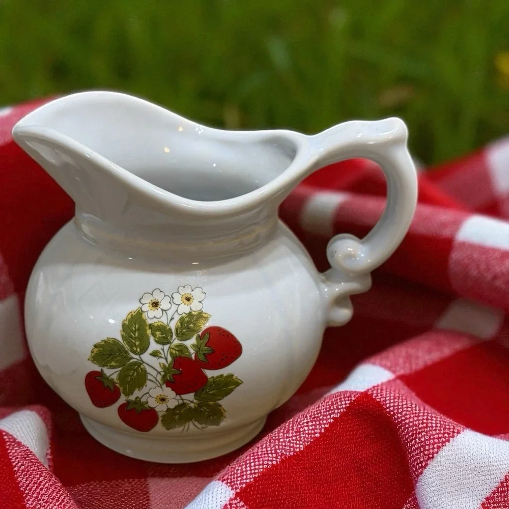 Vintage Strawberry Kitchenware Set - Ceramic Canister, Pitcher,‎ Plates& Board